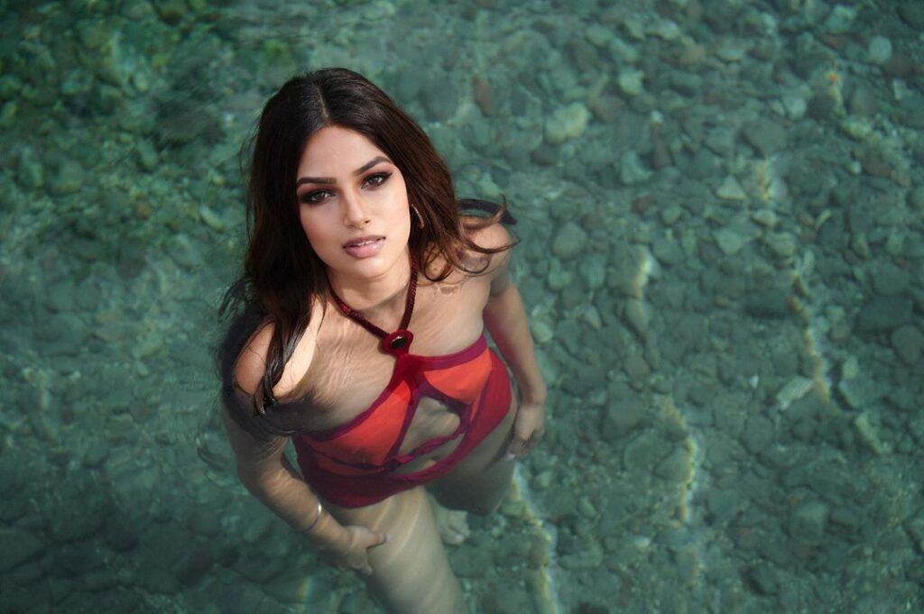 Harnaaz Sandhu Height