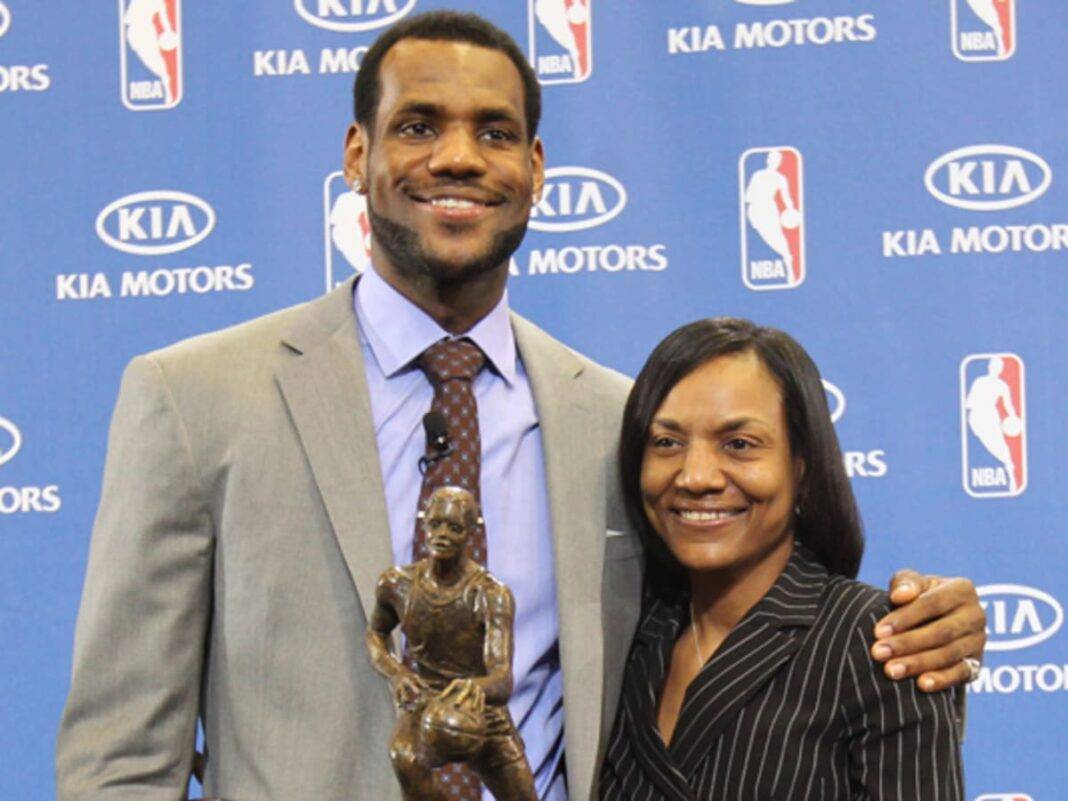 Who is LeBron James's Father Anthony Mcclelland? His Son, Age