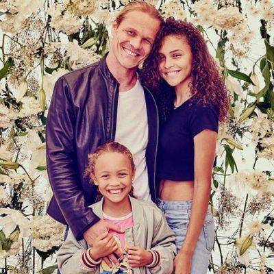 Erik Asla Daughters