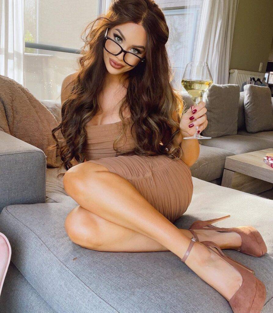 Esmee Rose Wiki