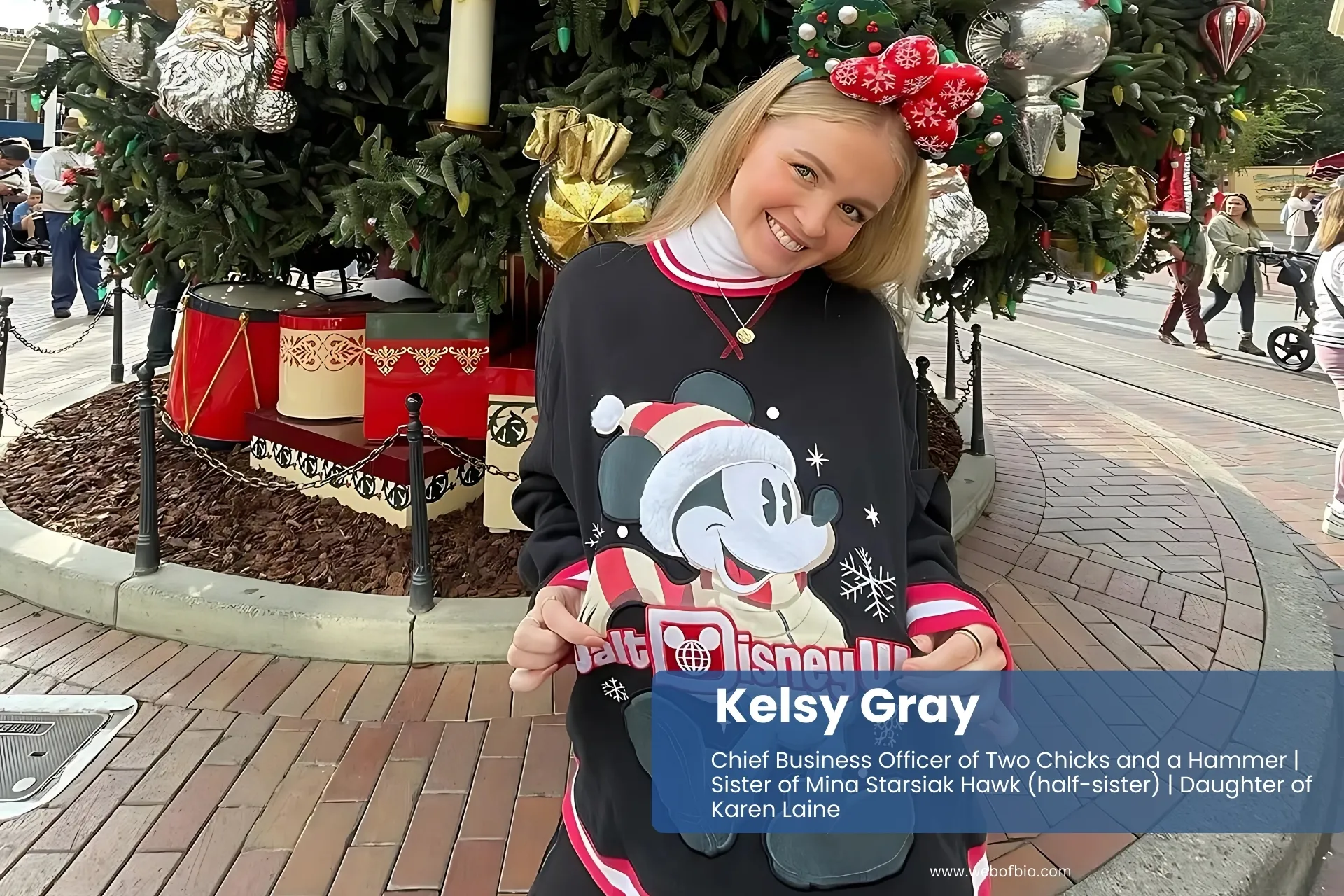 Kelsy Gray Mickey Mouse sweater Christmas tree.