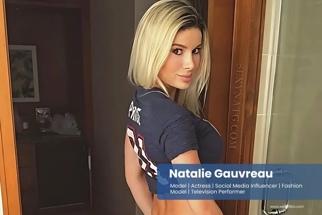 Natalie Gauvreau posing in front of a bathroom mirror
